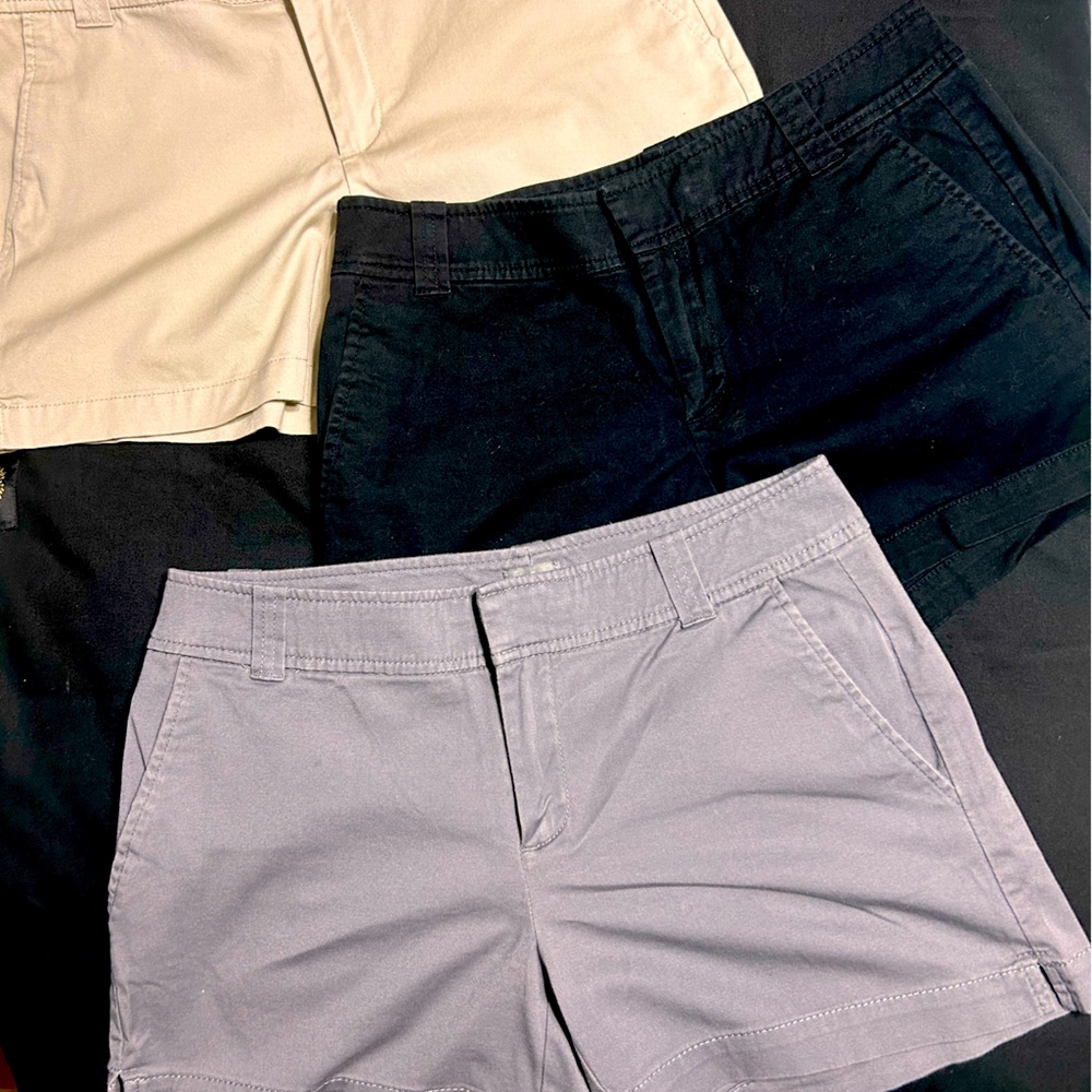BUNDLE of SOHO & NY&CO cotton shorts!!!